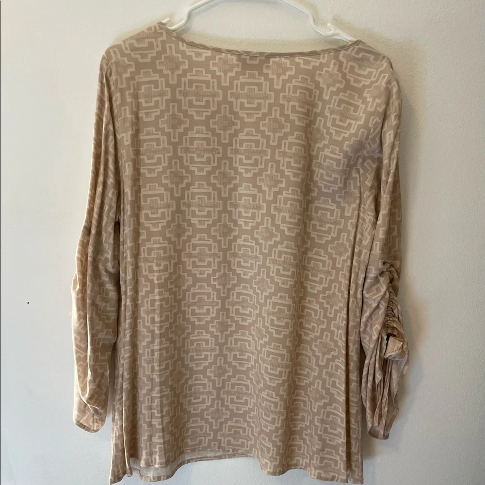 Embroidered top - Picture 5 of 5